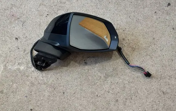 Audi Q7 4M Front door electric wing mirror 4M2857410AJ