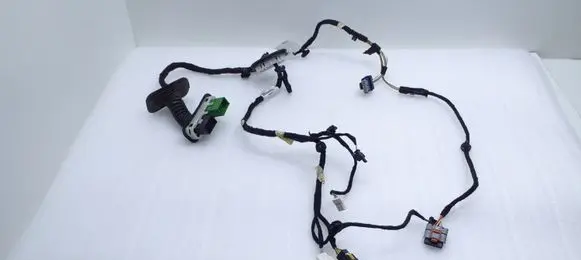 Peugeot 5008 II Front door wiring loom 9829072380