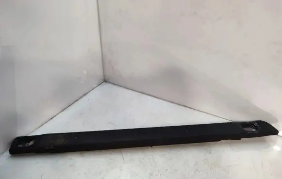 Volkswagen Touareg II Other trunk/boot trim element 7P5863528