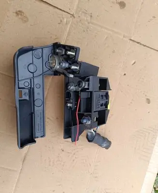 Audi A4 S4 B8 8K Battery relay fuse 4F0915519
