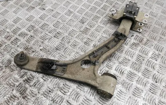 Mercedes-Benz B W246 W242 Front lower control arm/wishbone