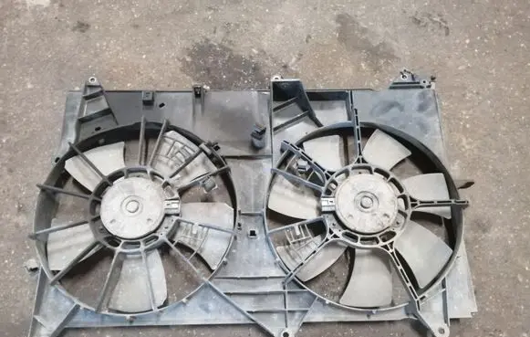 Toyota Previa (XR30, XR40) II Fan set 1636323030 0003550
