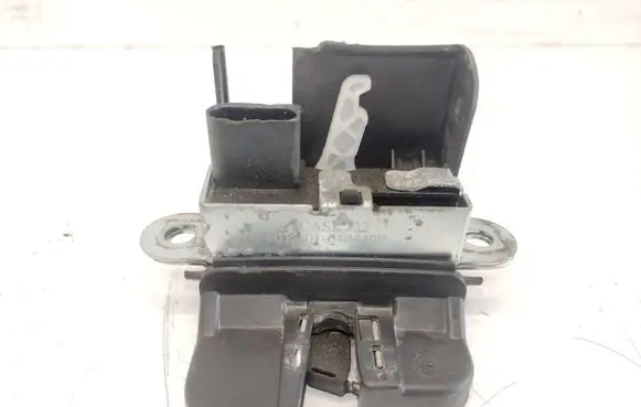 Volkswagen Touran I Tailgate/trunk/boot lock/catch/latch 601001040449P