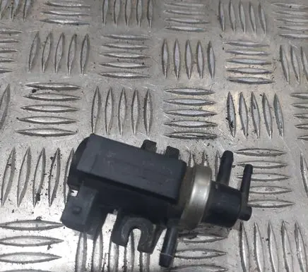 Audi A3 S3 8L Turbo solenoid valve 1H0906627 98T124 72190320