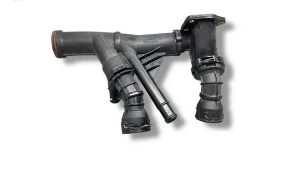 Seat Leon (5F) Engine coolant pipe/hose 04L121071E 04L121011B