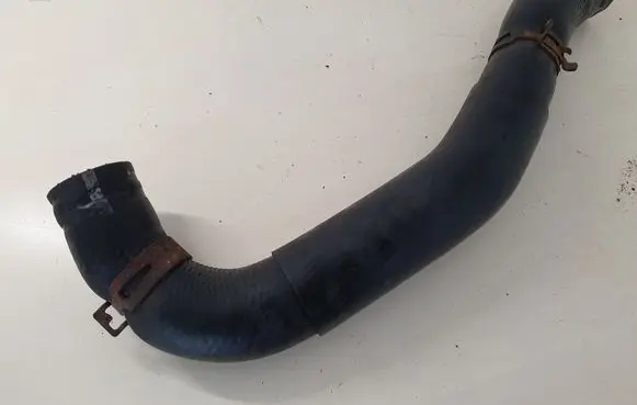 Lexus IS 220D-250-350 Engine coolant pipe/hose