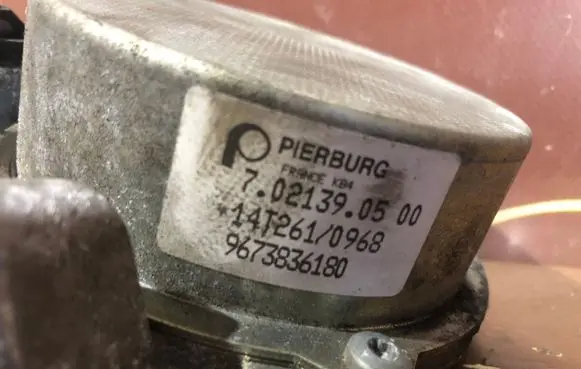 Ford Galaxy Vacuum pump 9673836180