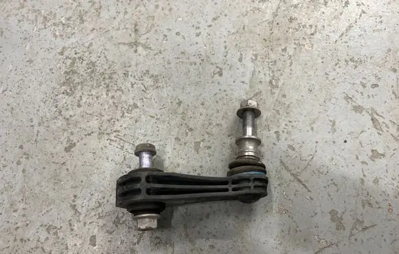 Toyota C-HR II Rear anti-roll bar/stabilizer link 