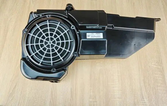 Audi A7 S7 4G Subwoofer speaker 4G8035382