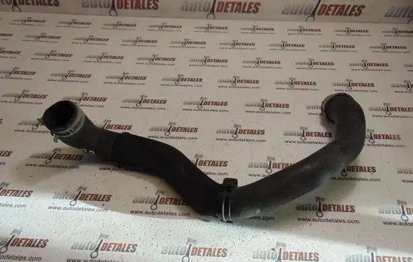 Engine coolant pipe/hose
