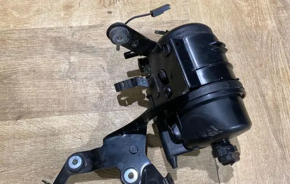 Jaguar F-Pace Fuel filter housing GX739D202AE 16002019