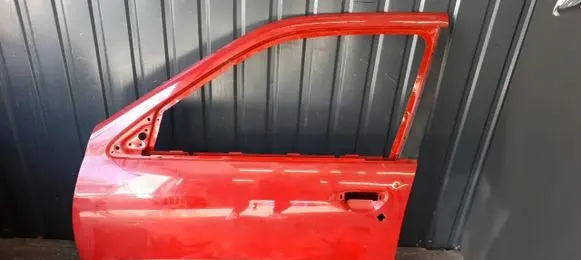Nissan Primera Front door