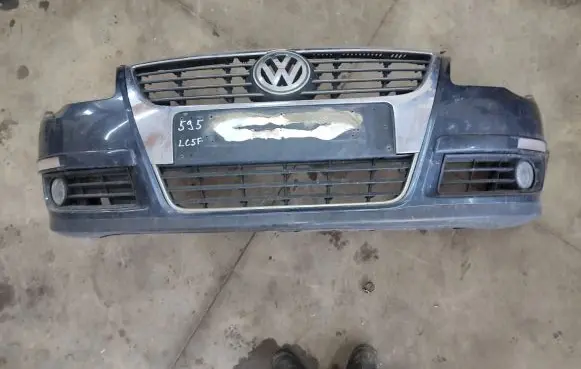 Volkswagen PASSAT B6 Front bumper