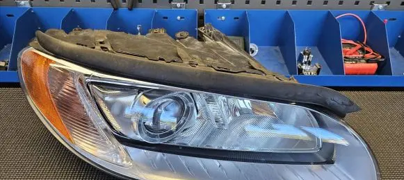Volvo S80 Headlight/headlamp 31214168 6336100000