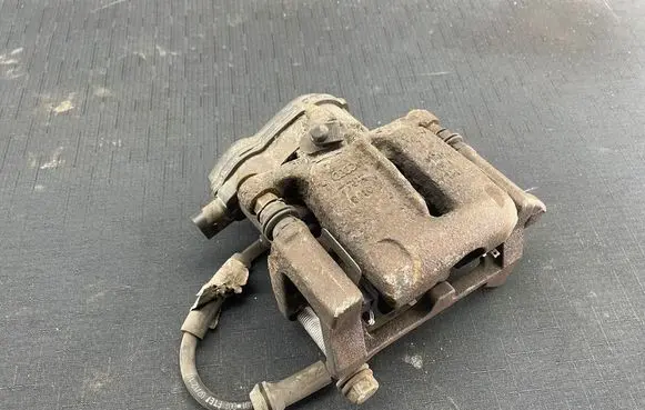 Audi A7 S7 4G Rear brake caliper 4G0615404