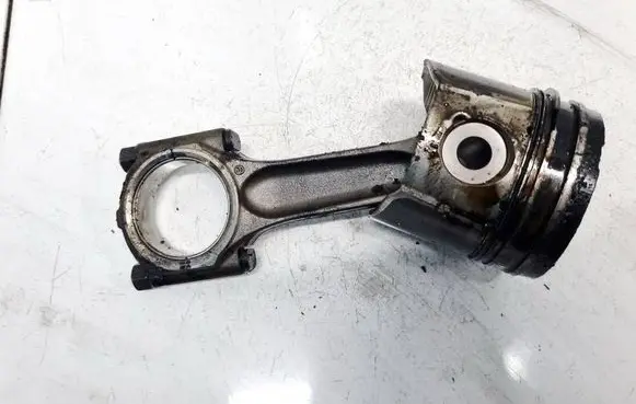 Peugeot Partner Piston with connecting rod 