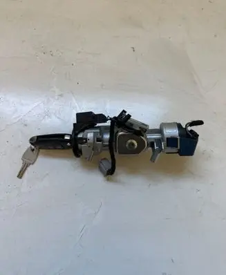 Ford Ranger Ignition lock FB3C3F880A