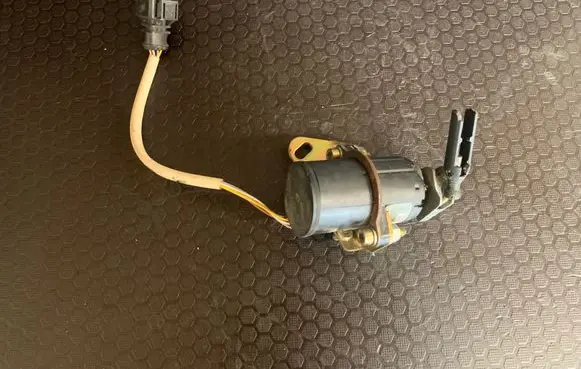 Audi A8 S8 D2 4D Accelerator pedal position sensor 028907475BC 400380 0281002