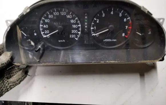Mitsubishi Galant Speedometer (instrument cluster) MB918446 15730401936