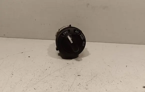 Nissan Navara D40 Differential lock switch 