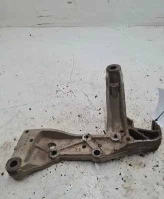 Volkswagen Golf V Front lower control arm/wishbone