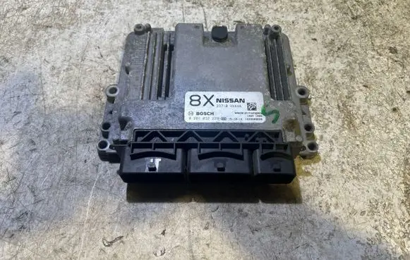 Nissan Qashqai Engine control unit/module 23710HX44A 0281032229 1039S85620