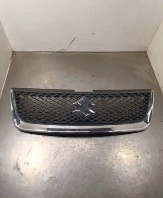 Suzuki Grand Vitara II Front grill 7174365J0