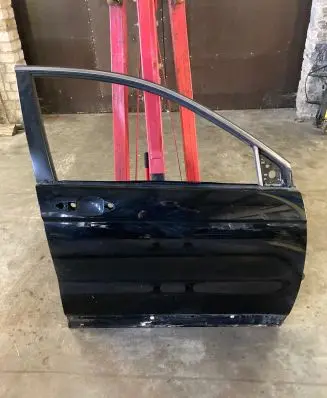 Honda CR-V Front door