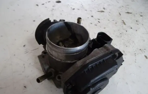 Audi A3 S3 8L Throttle valve 06A133064M