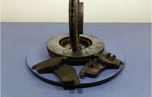 Volkswagen PASSAT B6 Front brake disc