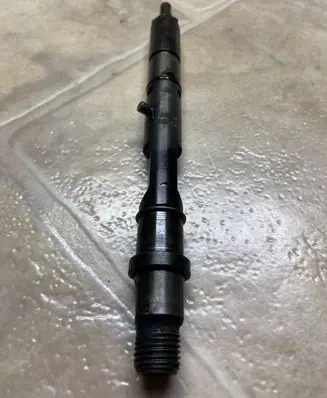 Audi A6 S6 C5 4B Fuel injector 059130201F