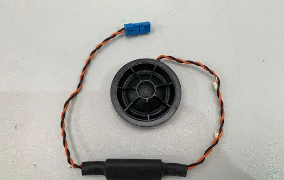 BMW X3 G01 Front door high frequency speaker 6809632