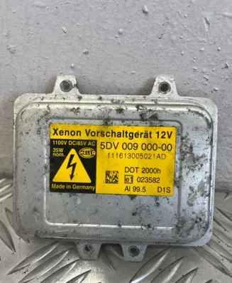 BMW 5 E60 E61 Headlight ballast module Xenon 5DV00900000
