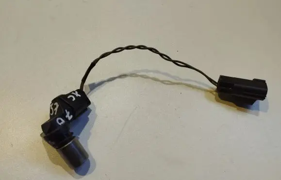 Volvo XC70 Crankshaft position sensor 30713485 0296001211