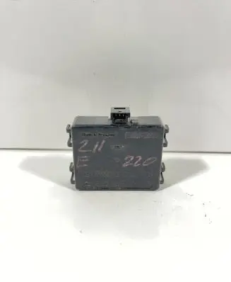 Mercedes-Benz E W211 Rain sensor A2118705426 5DC00842418