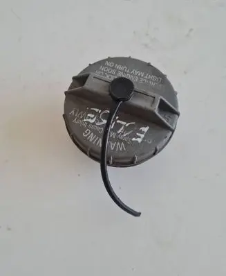 Mitsubishi Eclipse Fuel tank filler cap 