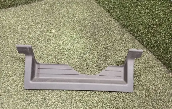 Land Rover Defender Dashboard center trim panel L8B2046B46GC L8B2046B46G