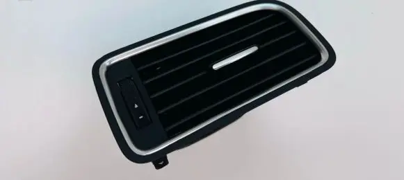Volkswagen Jetta V Dashboard side air vent grill/cover trim 5C6819704