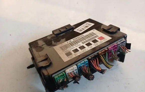 Chevrolet Captiva Comfort/convenience module 25826125
