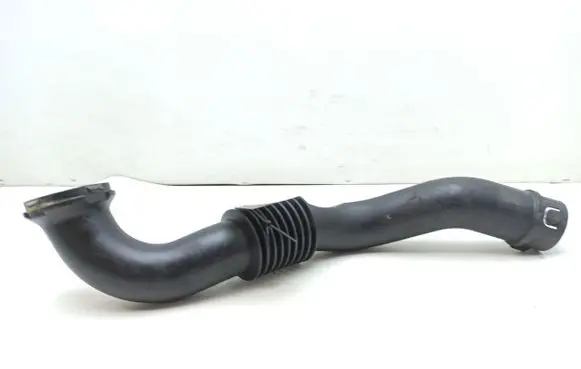 Renault Trafic II (X83) Air intake duct part 8200658370 93859239
