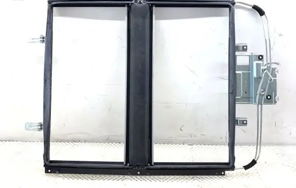 Honda CR-V Sunroof glass 