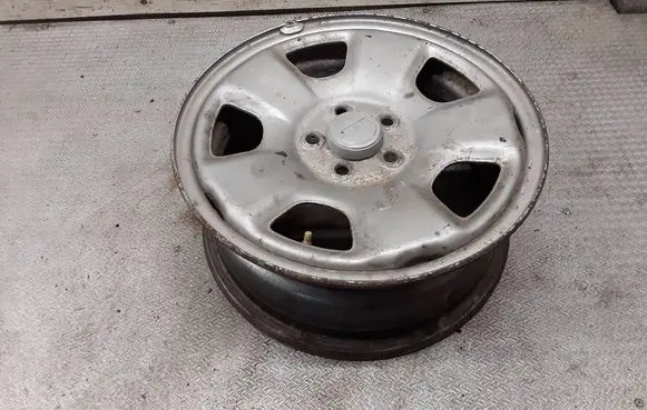 Subaru Forester SF R15 steel rim 