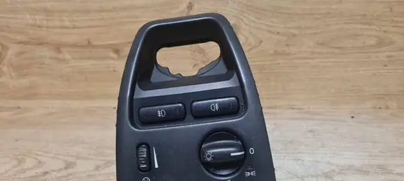 Light switch