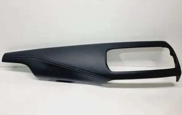 Nissan Qashqai J12 Dashboard center trim panel 682116UV0A