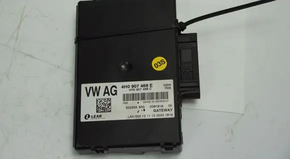 Audi A8 S8 D4 4H Gateway control module 4H0907468E