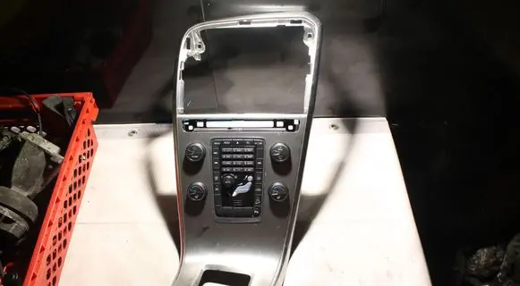 Volvo XC60 Dashboard side end trim 1302419