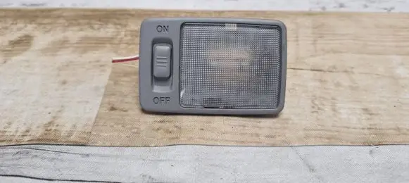 Toyota Prius (NHW20) Other interior light
