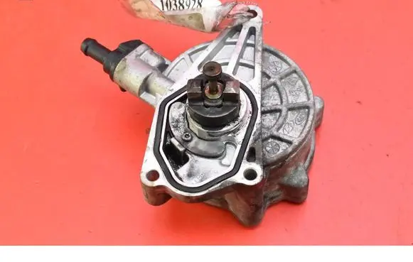 Hyundai Tucson JM Vacuum pump 28810-2A650