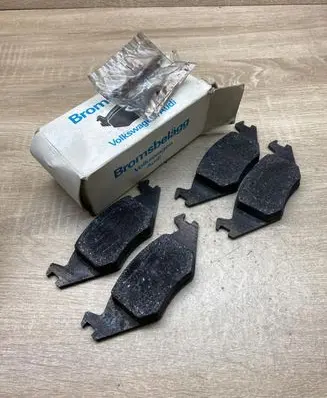 Volkswagen Golf III Brake pads (front) 1H0698151 1H0698151A 191698151FT