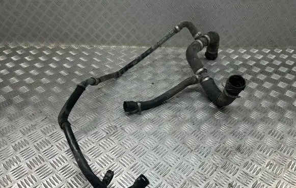 Alfa Romeo Stelvio Engine coolant pipe/hose